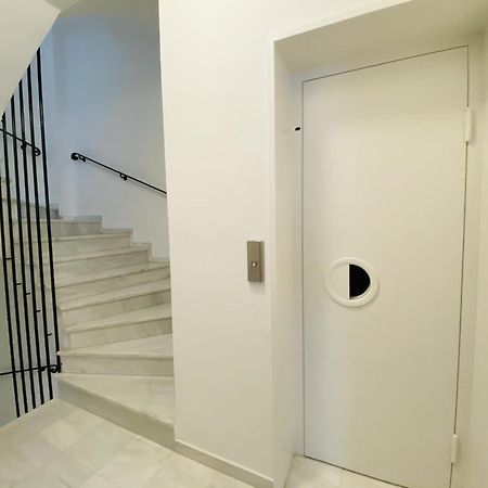Central Syntagma Square Studio In Athens - Shell Экстерьер фото